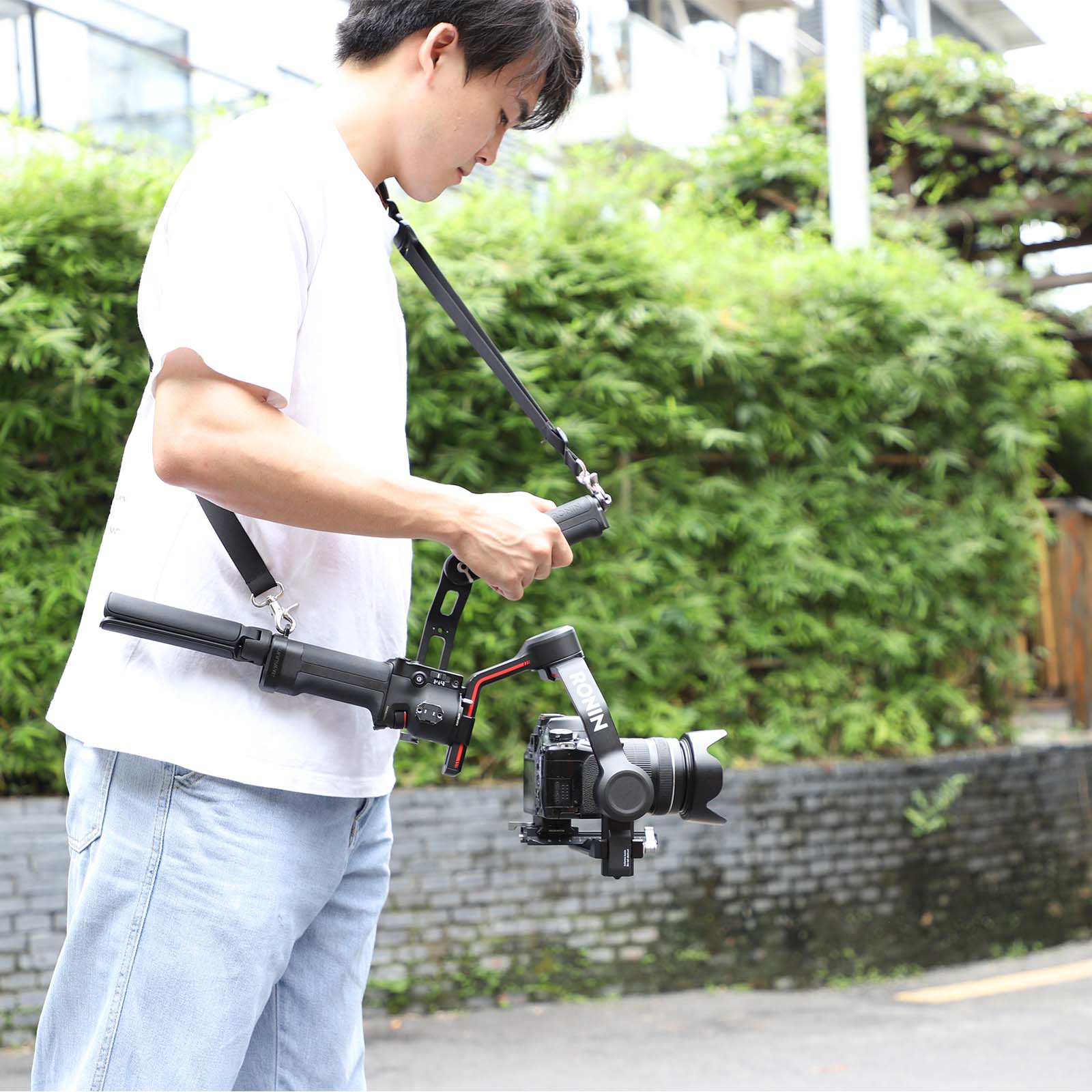 Pasek na ramię Sunnylife do DJ – Drone Neck Strap recenzja i cena